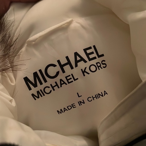 Micheal Kors vest - Picture 4 of 4